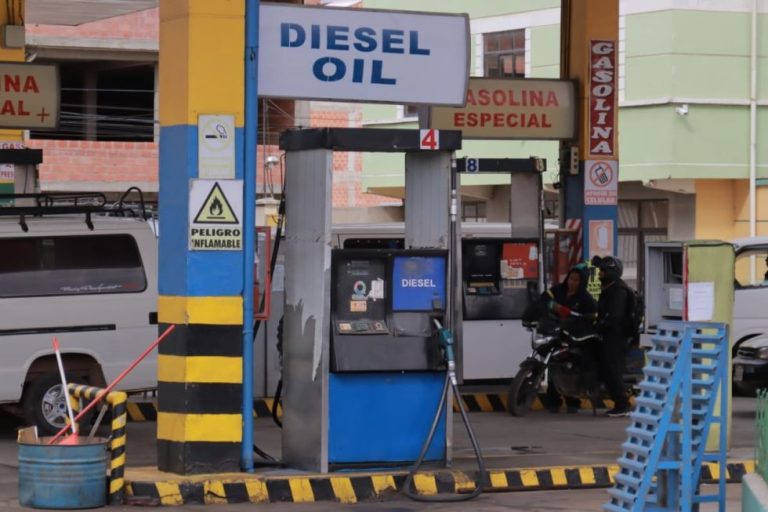 El diesel más caro es el que empobrece a costa del abastecimiento