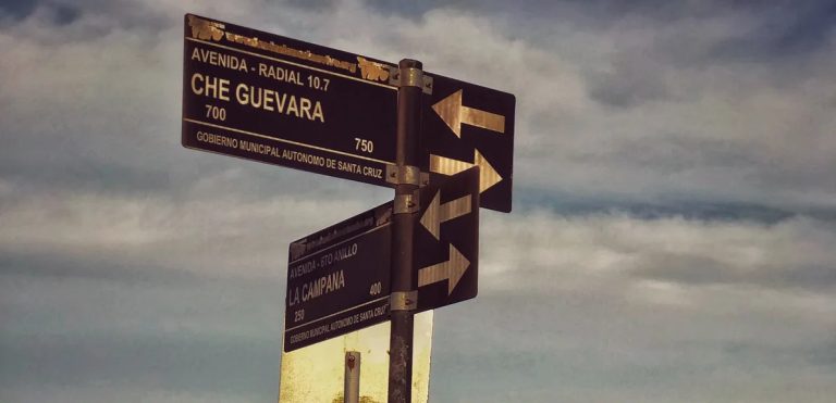 Las memorias de los monumentos: violencia encubierta, geografía urbana y la disputa por el espacio público en Bolivia